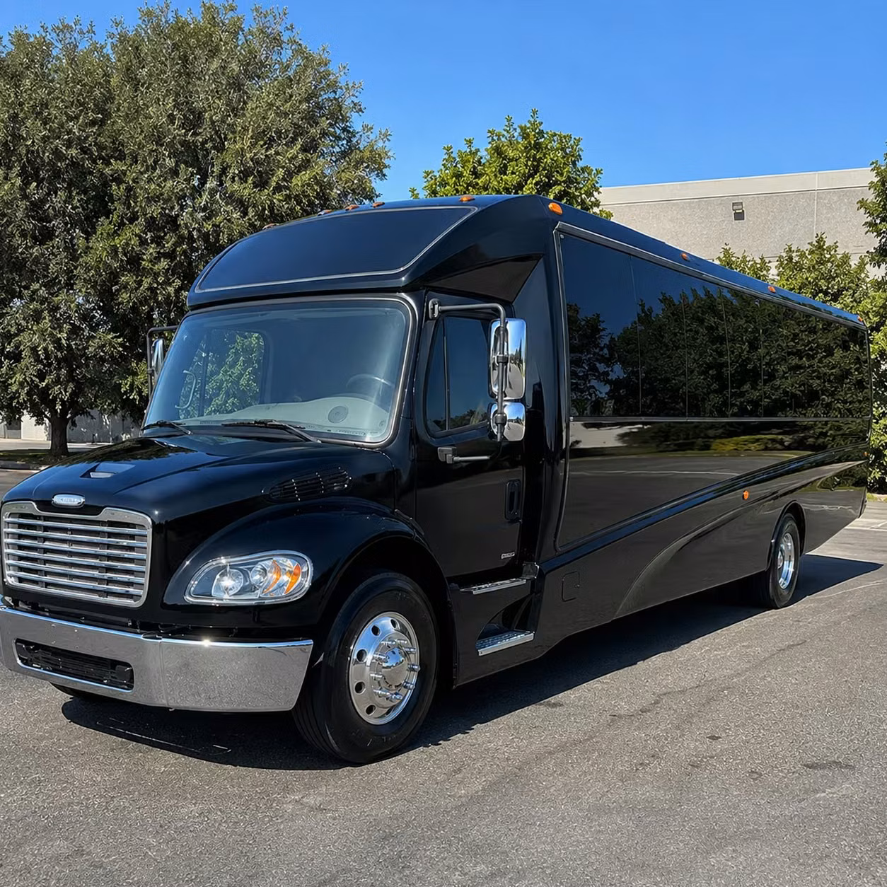 santa clara 25 passenger minibus rental